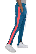 Cargar imagen en el visor de la galería, SINGLE STRIPE ANKLE ZIPPER TRACK PANTS