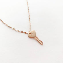 Load image into Gallery viewer, Amour Key to my Heart Necklace