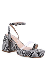 Cargar imagen en el visor de la galería, SUCH FLIRT SNAKE PATTERN BLOCK HEELED SANDALS