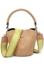 Cargar imagen en el visor de la galería, Fashion Bucket Crossbody Bag with Guitar Strap