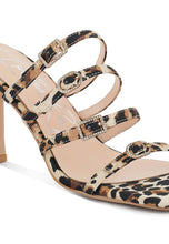 Cargar imagen en el visor de la galería, NYLE PLATFORM HEELED SANDALS