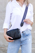 Cargar imagen en el visor de la galería, Margot Foldover Leather Crossbody