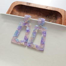 Load image into Gallery viewer, Avery Earrings - Dreamy