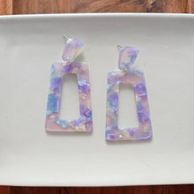 Load image into Gallery viewer, Avery Earrings - Dreamy