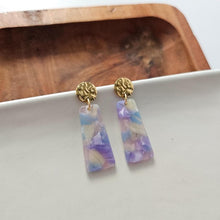 Load image into Gallery viewer, Mia Mini Earrings - Dreamy