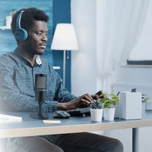 Load image into Gallery viewer, Emerson USB Gaming & Streaming Microphone