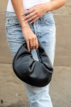 Cargar imagen en el visor de la galería, Gemma Knotted Handbag