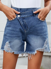 Cargar imagen en el visor de la galería, Distressed Raw Hem Asymmetric Waist Denim Shorts