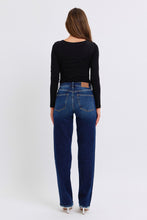 Cargar imagen en el visor de la galería, Judy Blue Full Size Raw Hem Straight Leg Jeans