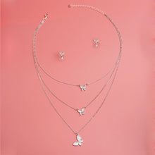 Cargar imagen en el visor de la galería, Silver Triple Chain Butterfly Necklace