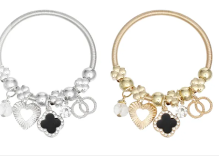 3029 - Black Quatrefoil Heart Charm Bracelets