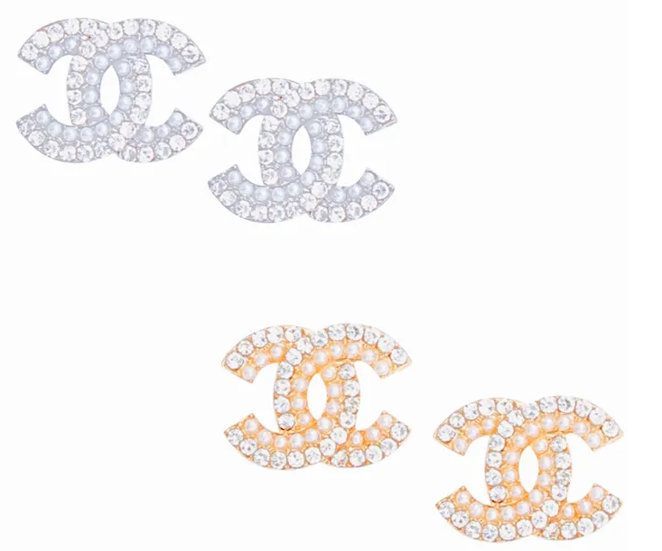 1000-9 - Studs Small CC Pearl Earrings INSPIRED