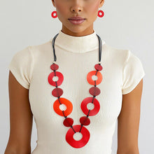 Load image into Gallery viewer, Long Linked Red Rings Black Cord Necklace Set