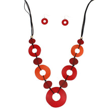 Load image into Gallery viewer, Long Linked Red Rings Black Cord Necklace Set