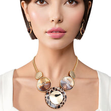Load image into Gallery viewer, Collar Brown Gradient Leopard Gold Disc Necklace