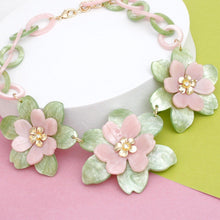 Load image into Gallery viewer, AKA Collar Marbled Pink Green Links 3D Flower Set