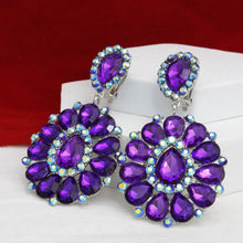 Cargar imagen en el visor de la galería, Clip On Brilliant Purple Teardrop Crystal Earrings