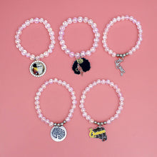 Load image into Gallery viewer, Bracelets Aurbo Bead Black Queen Charm Set