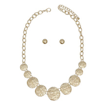 Cargar imagen en el visor de la galería, Chain Gold Heavy Duty Crinkle Metal Disc Necklace