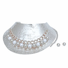 Load image into Gallery viewer, Armor Choker Collar Pearl Rigid Silver Metal Set