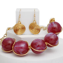 Load image into Gallery viewer, Collar Red Galactic Bead Gold Chain Necklace