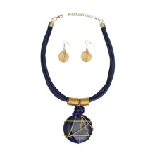 Cargar imagen en el visor de la galería, Pendant Blue Leather Wire Wrapped Resin Necklace