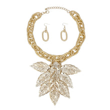 Load image into Gallery viewer, Bib Fall Season Gold Chunky Leaf Drop Necklace