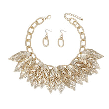 Load image into Gallery viewer, Bib Fall Season Gold Chunky Leaf Collar Necklace