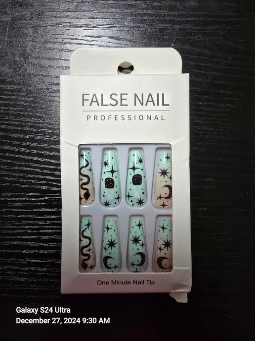 5039 - Press-on Nails