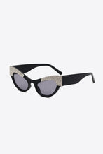 Load image into Gallery viewer, UV400 Rhinestone Trim Cat-Eye Sunglasses
