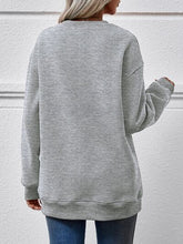 Load image into Gallery viewer, Letter Graphic Dropped Shoulder Sweatshirt