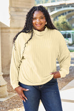 Cargar imagen en el visor de la galería, Basic Bae Full Size Ribbed Exposed Seam Mock Neck Knit Top