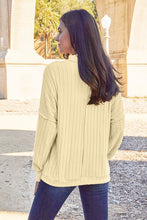 Cargar imagen en el visor de la galería, Basic Bae Full Size Ribbed Exposed Seam Mock Neck Knit Top
