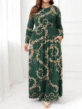 Cargar imagen en el visor de la galería, Plus Size Round Neck Maxi Dress with Pockets