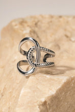 Cargar imagen en el visor de la galería, Modern Copper Open Ring
