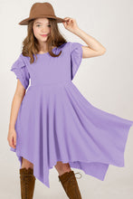 Cargar imagen en el visor de la galería, Round Neck Petal Sleeve Dress