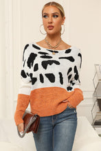 Cargar imagen en el visor de la galería, Full Size Two-Tone Boat Neck Sweater