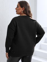 Cargar imagen en el visor de la galería, Plus Size Cutout V-Neck Sweater