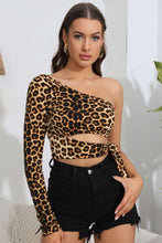Load image into Gallery viewer, Leopard Cutout One-Shoulder Cropped Top