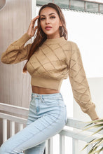 Cargar imagen en el visor de la galería, Openwork Plaid Round Neck Cropped Sweater