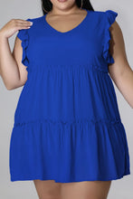 Cargar imagen en el visor de la galería, Plus Size V-Neck Frill Trim Mini Dress