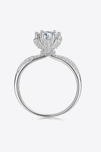 Cargar imagen en el visor de la galería, 1 Carat Moissanite 6-Prong Ring