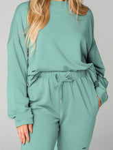 Cargar imagen en el visor de la galería, Distressed Sweatshirt and Joggers Set