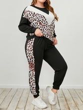 Cargar imagen en el visor de la galería, Plus Size Leopard Sweatshirt and Sweatpants Set