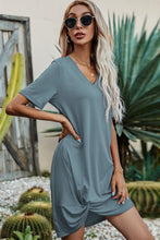 Cargar imagen en el visor de la galería, Twisted V-Neck Short Sleeve Dress