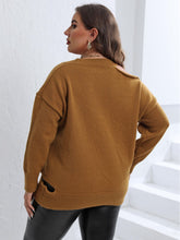 Cargar imagen en el visor de la galería, Plus Size Cutout V-Neck Sweater