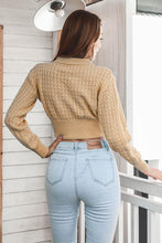 Cargar imagen en el visor de la galería, Round Neck Long Sleeve Cropped Sweater