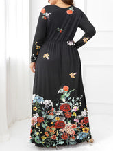 Cargar imagen en el visor de la galería, Plus Size Round Neck Maxi Dress with Pockets