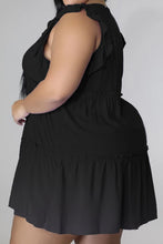 Cargar imagen en el visor de la galería, Plus Size V-Neck Frill Trim Mini Dress