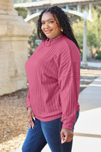 Cargar imagen en el visor de la galería, Basic Bae Full Size Ribbed Exposed Seam Mock Neck Knit Top